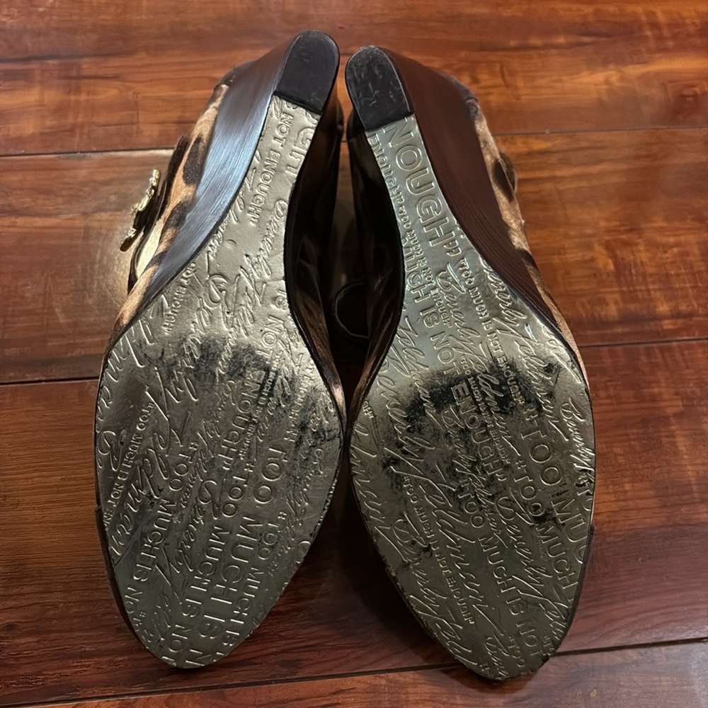 Heels - Picture 4 of 6